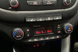 punainen Kia Ceed 2015 kuva 21.