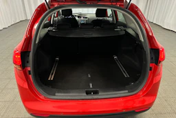 punainen Kia Ceed 2015 kuva 23.