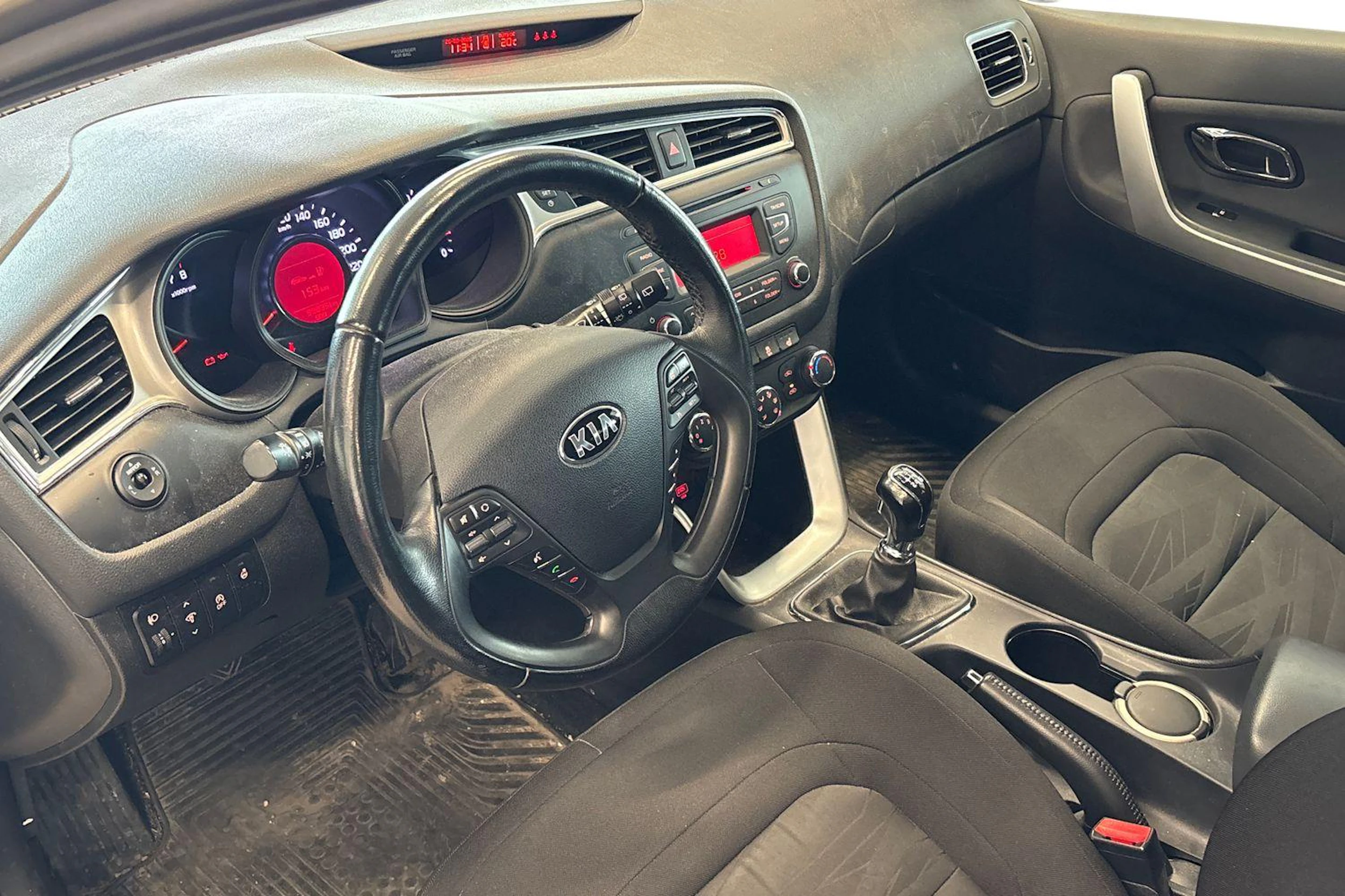 Hopea Kia Ceed 2016 kuva 3.
