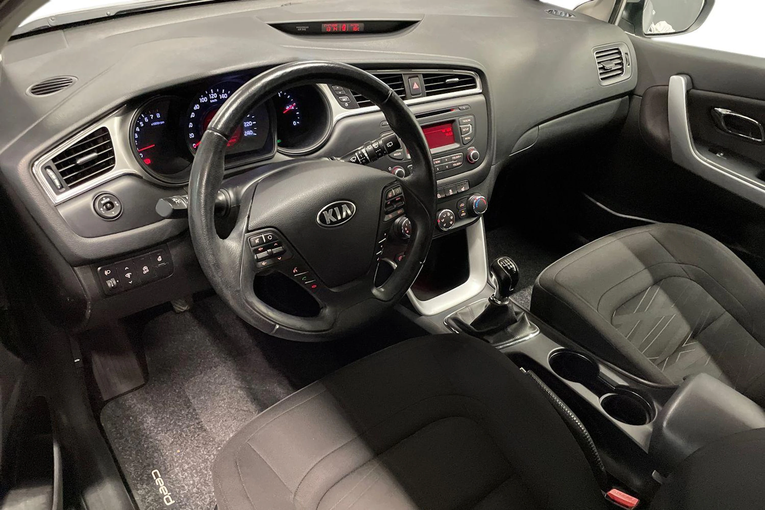 hopea Kia Ceed 2016 kuva 6.