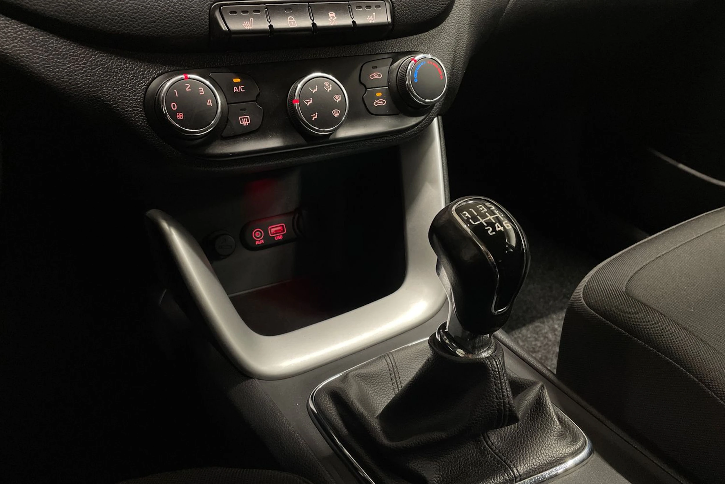 hopea Kia Ceed 2016 kuva 14.