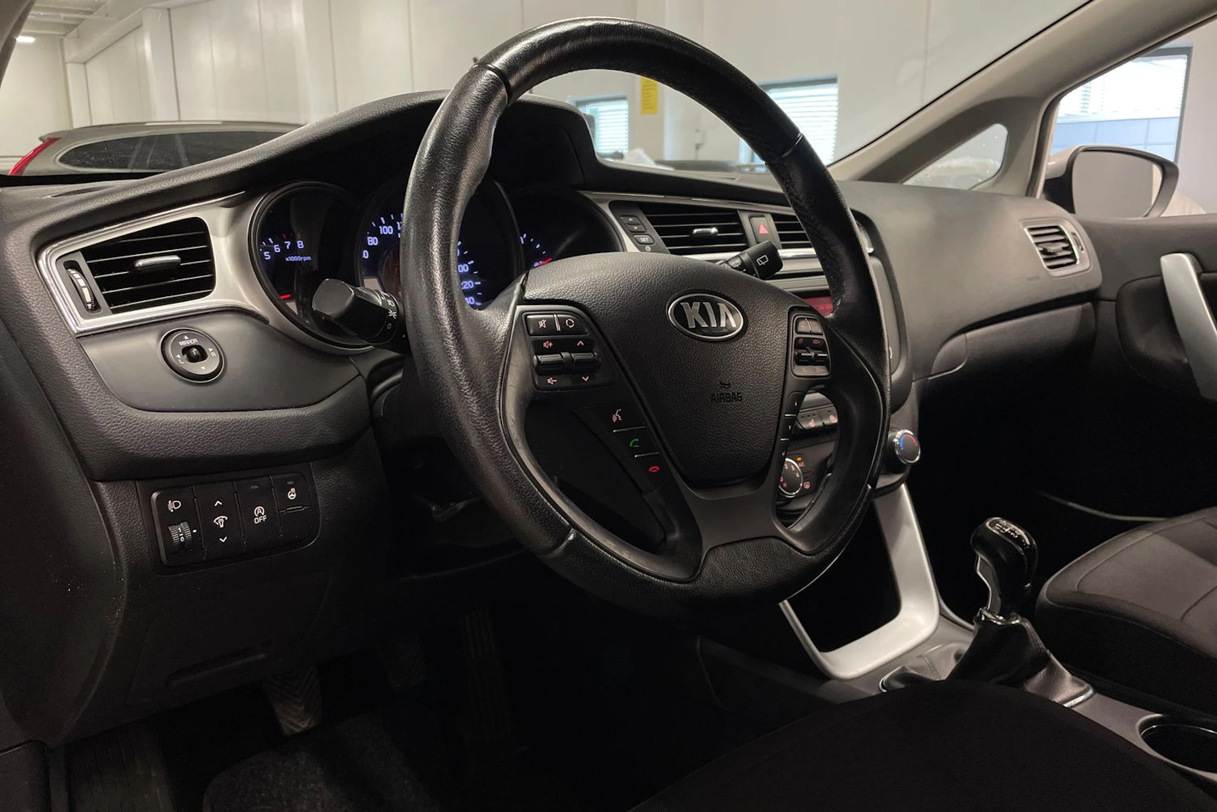 hopea Kia Ceed 2016 kuva 18.