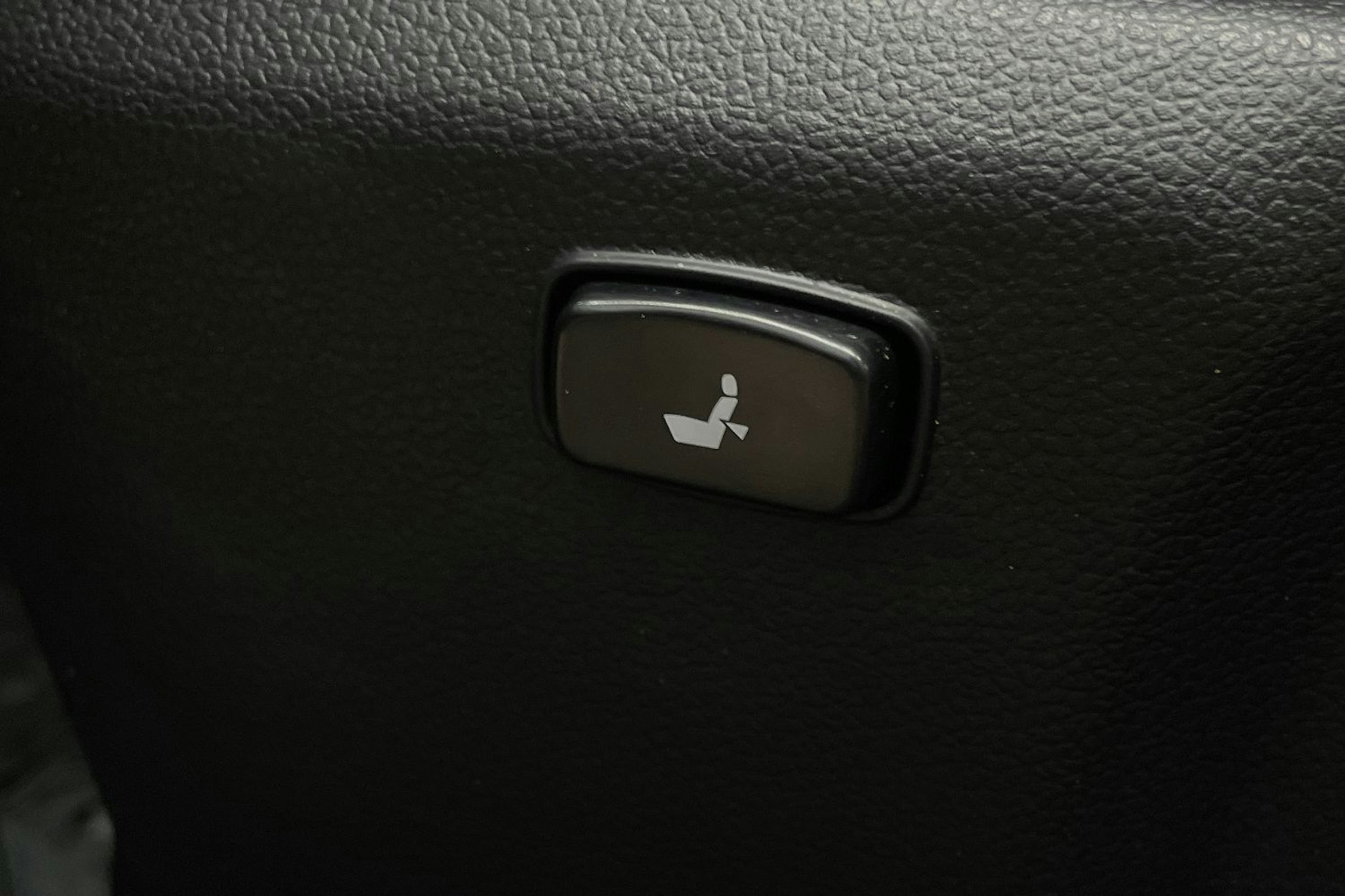 Punainen Kia cee'd 2016 kuva 12.