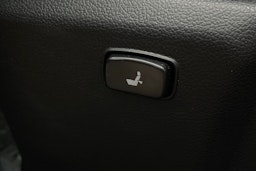 Punainen Kia cee'd 2016 kuva 12.