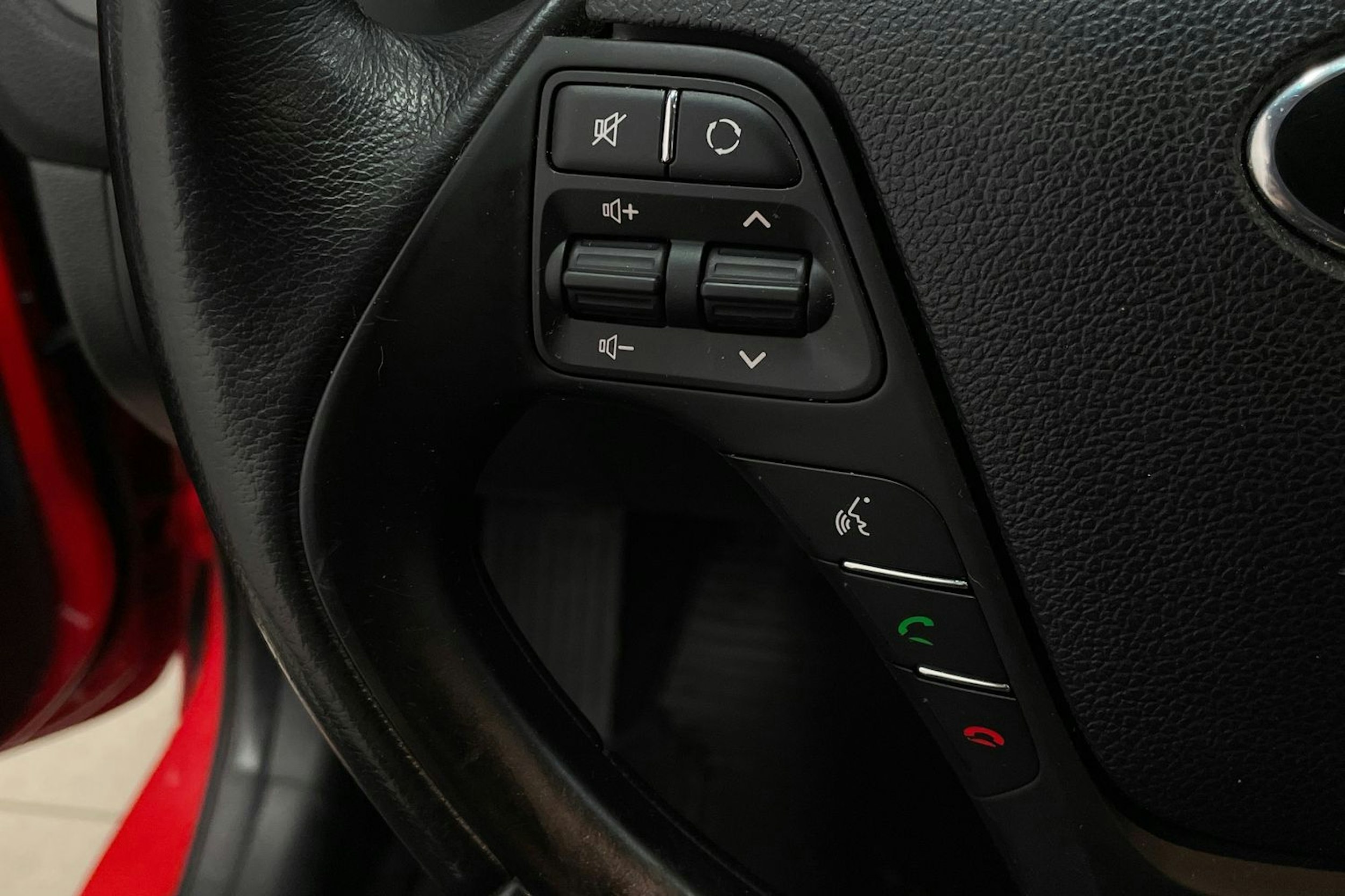 Punainen Kia cee'd 2016 kuva 16.