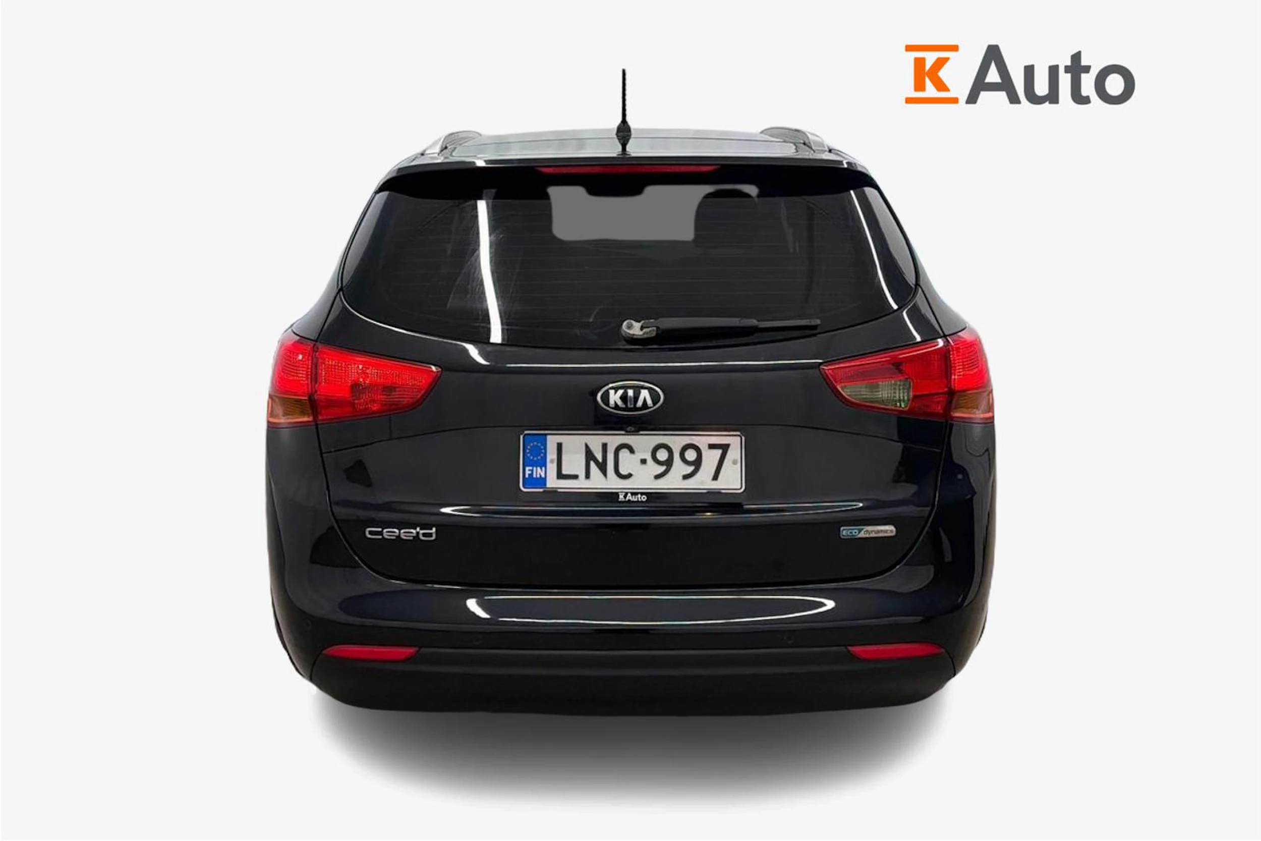 musta Kia Ceed 2016 kuva 3.