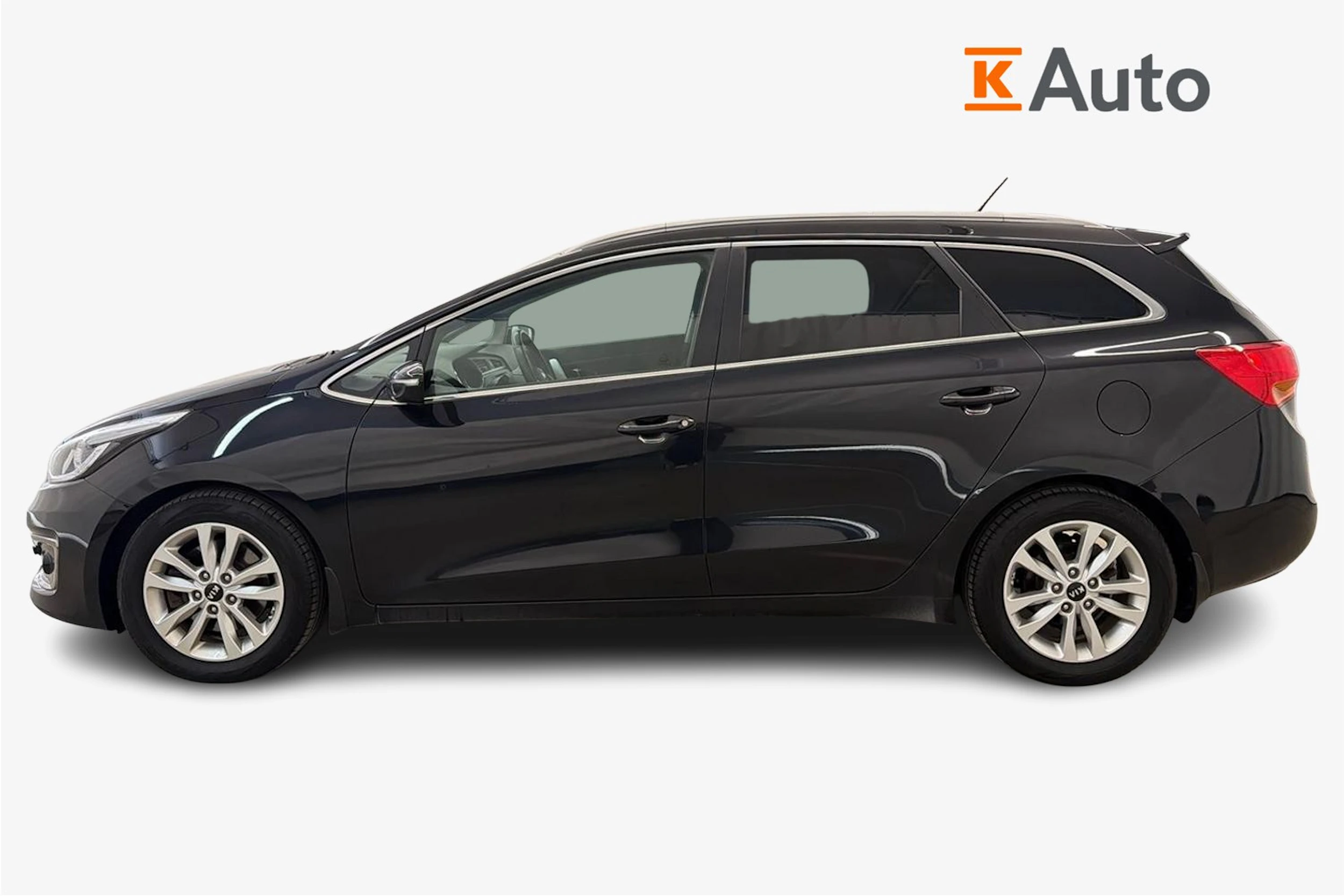 musta Kia Ceed 2016 kuva 5.
