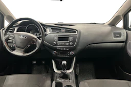 Musta Kia cee'd 2016 kuva 9.