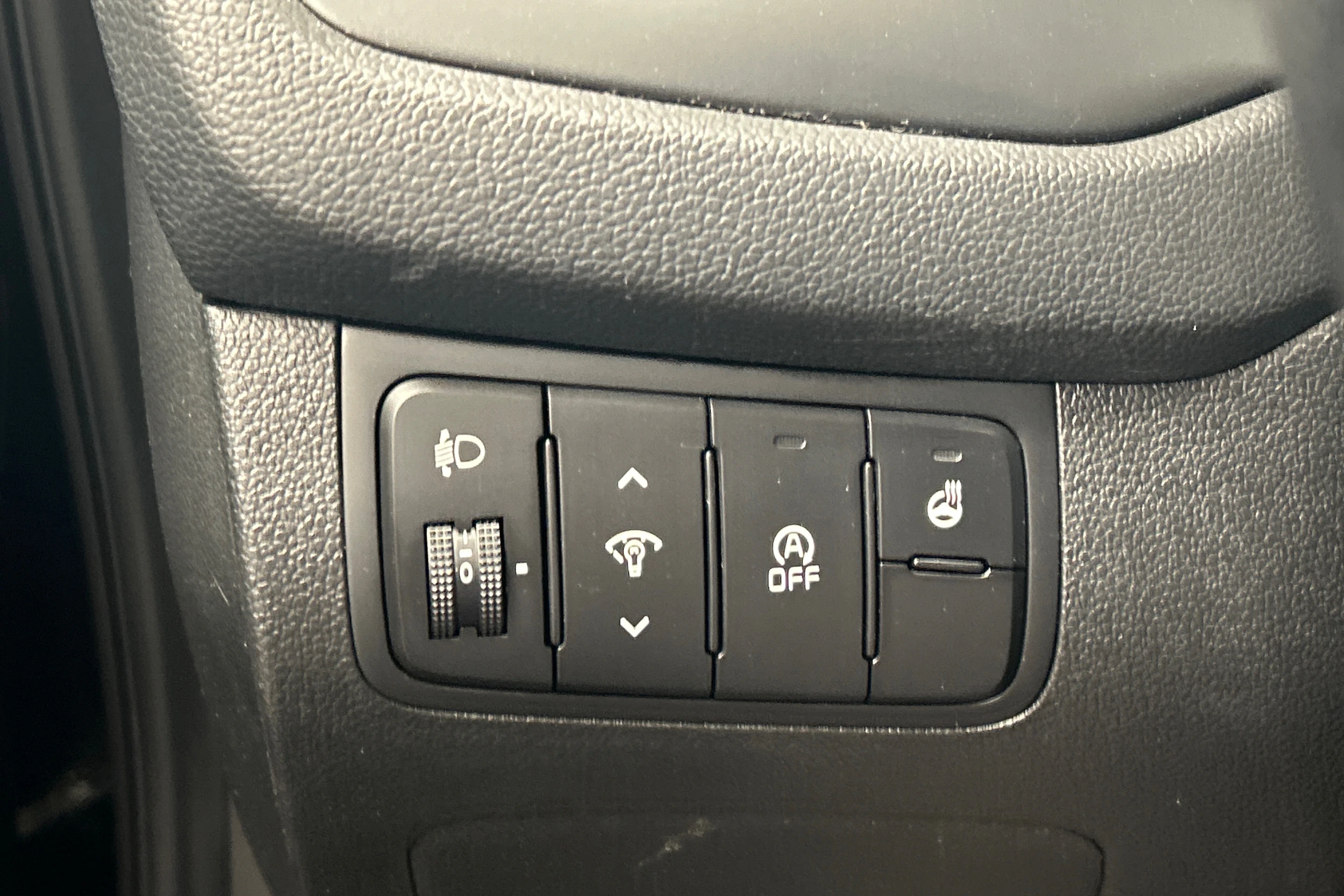 Musta Kia cee'd 2016 kuva 17.