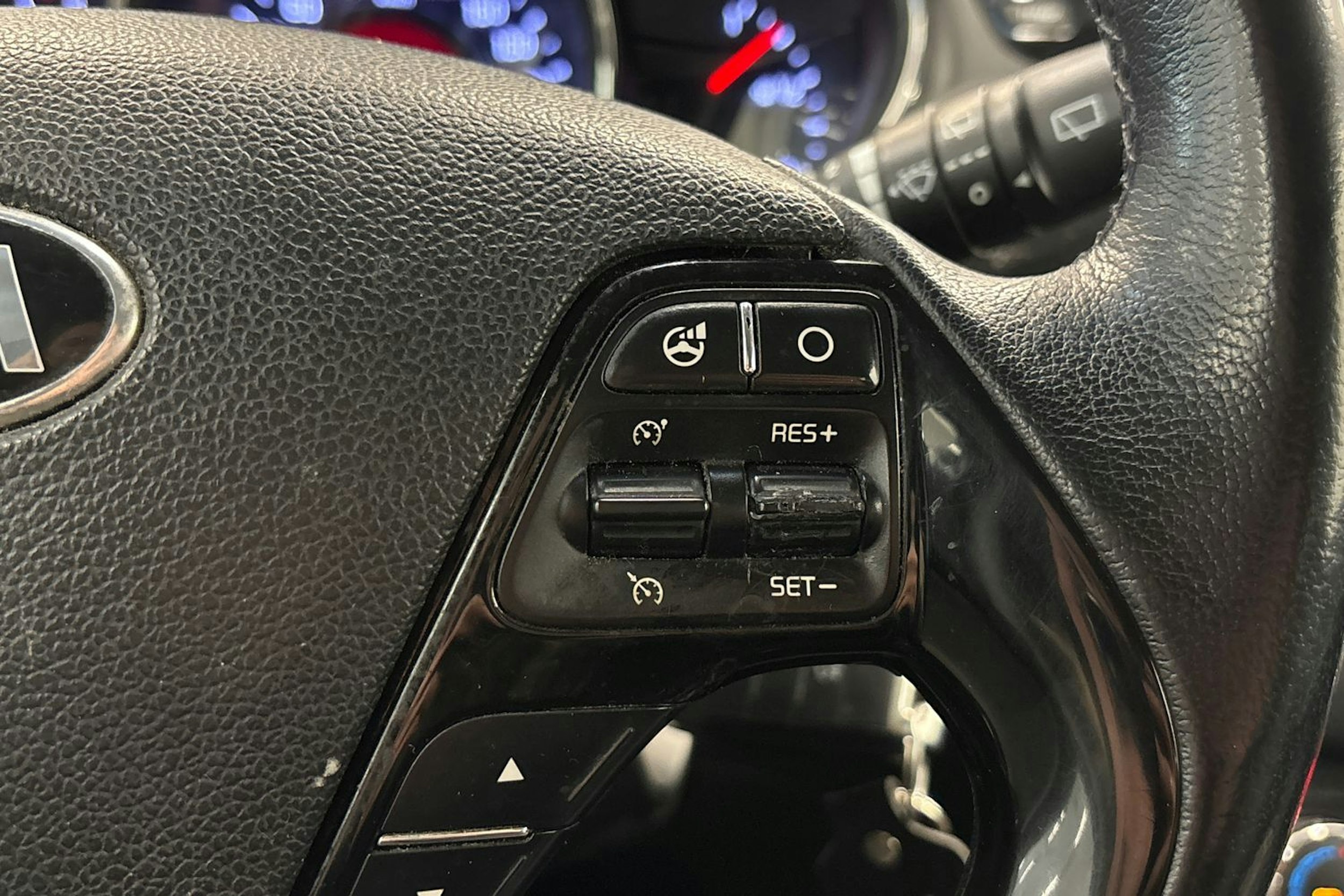 Musta Kia cee'd 2016 kuva 15.