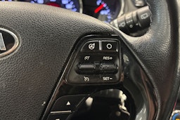 Musta Kia cee'd 2016 kuva 15.