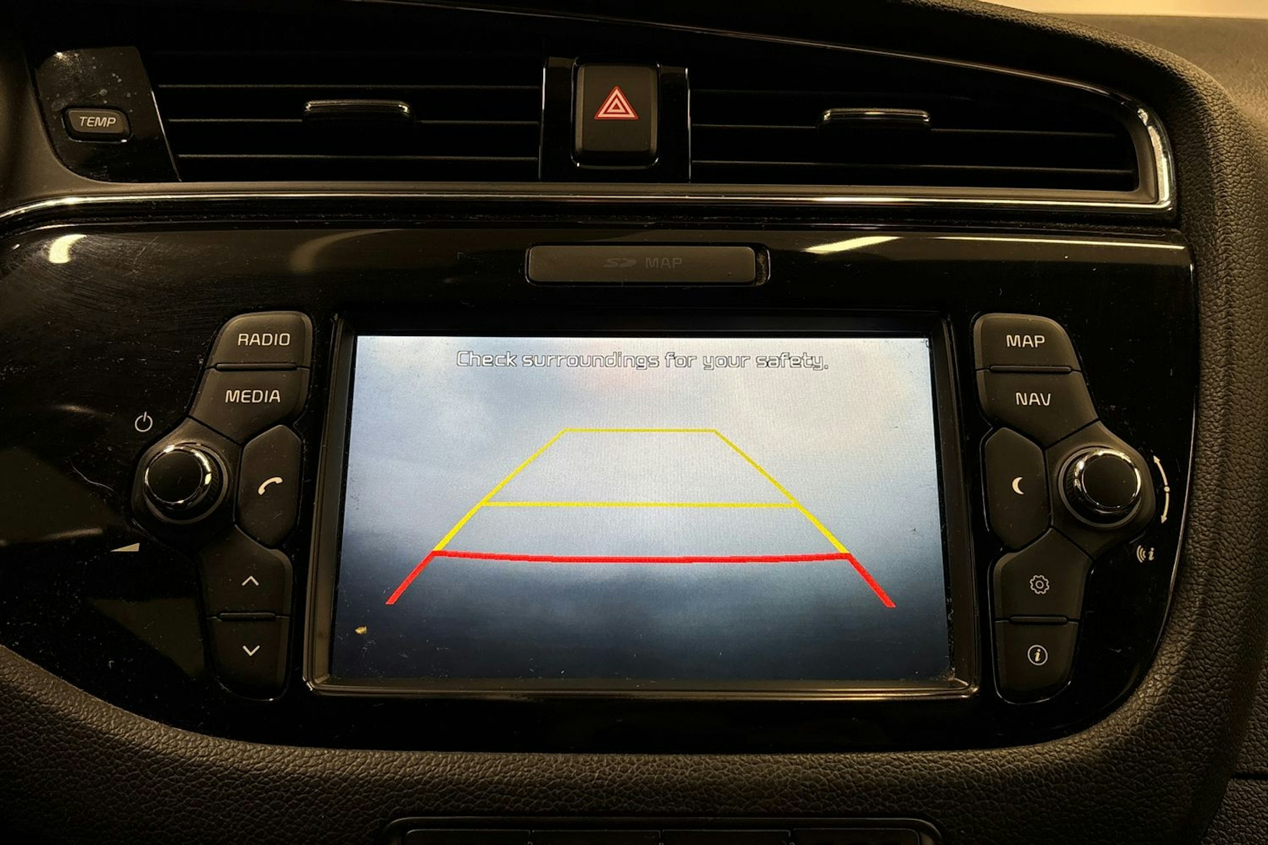 Musta Kia cee'd 2016 kuva 18.