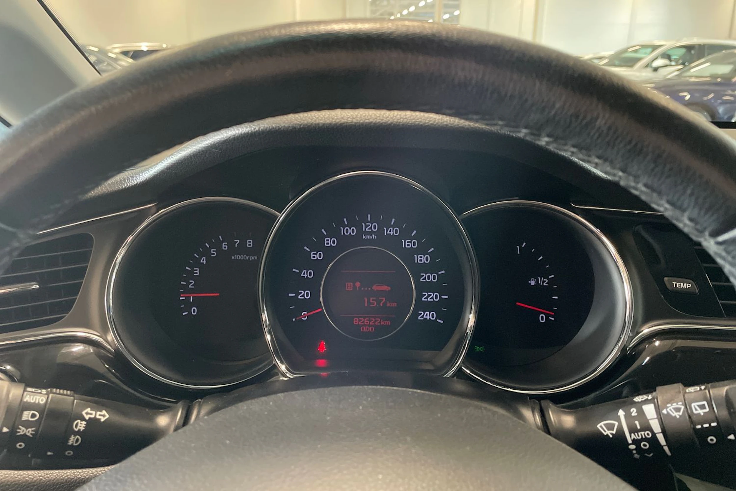 punainen Kia Ceed 2017 kuva 15.