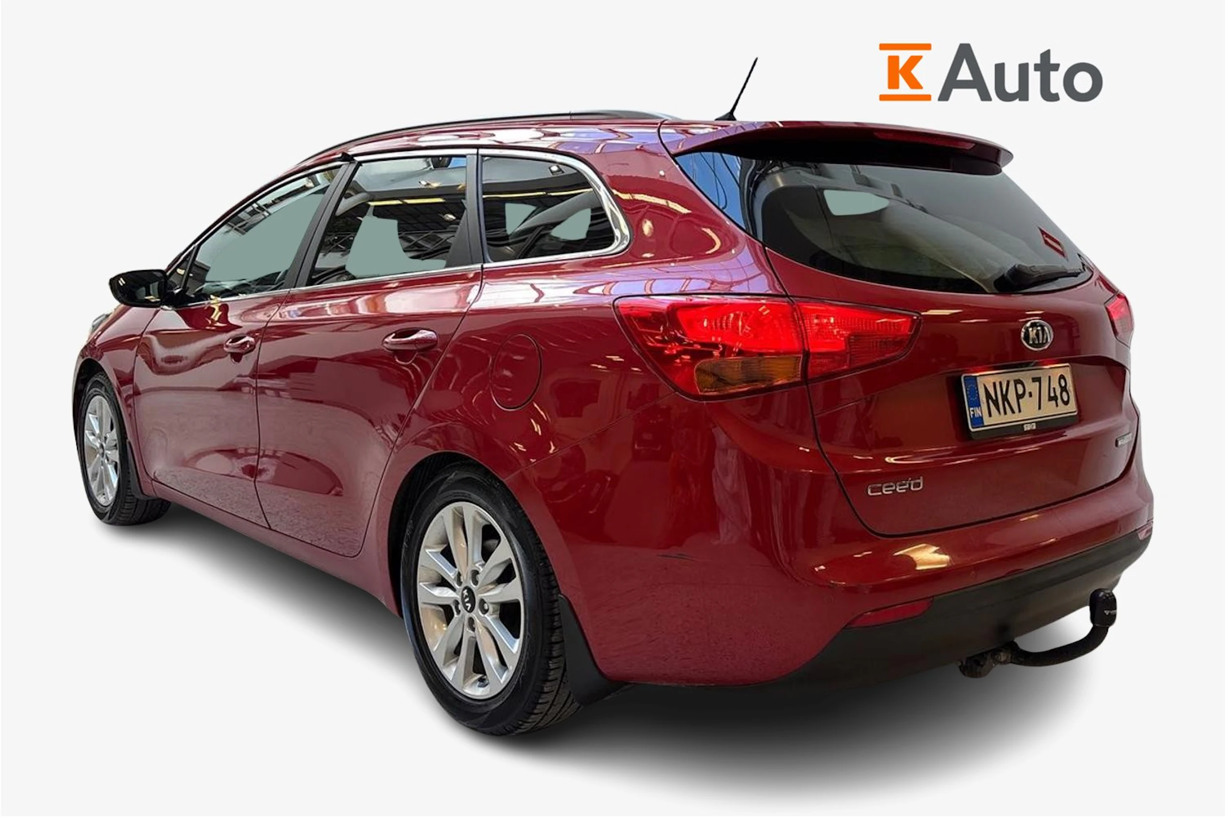 punainen Kia Ceed 2017 kuva 2.