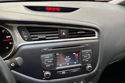 punainen Kia Ceed 2017 kuva 19.