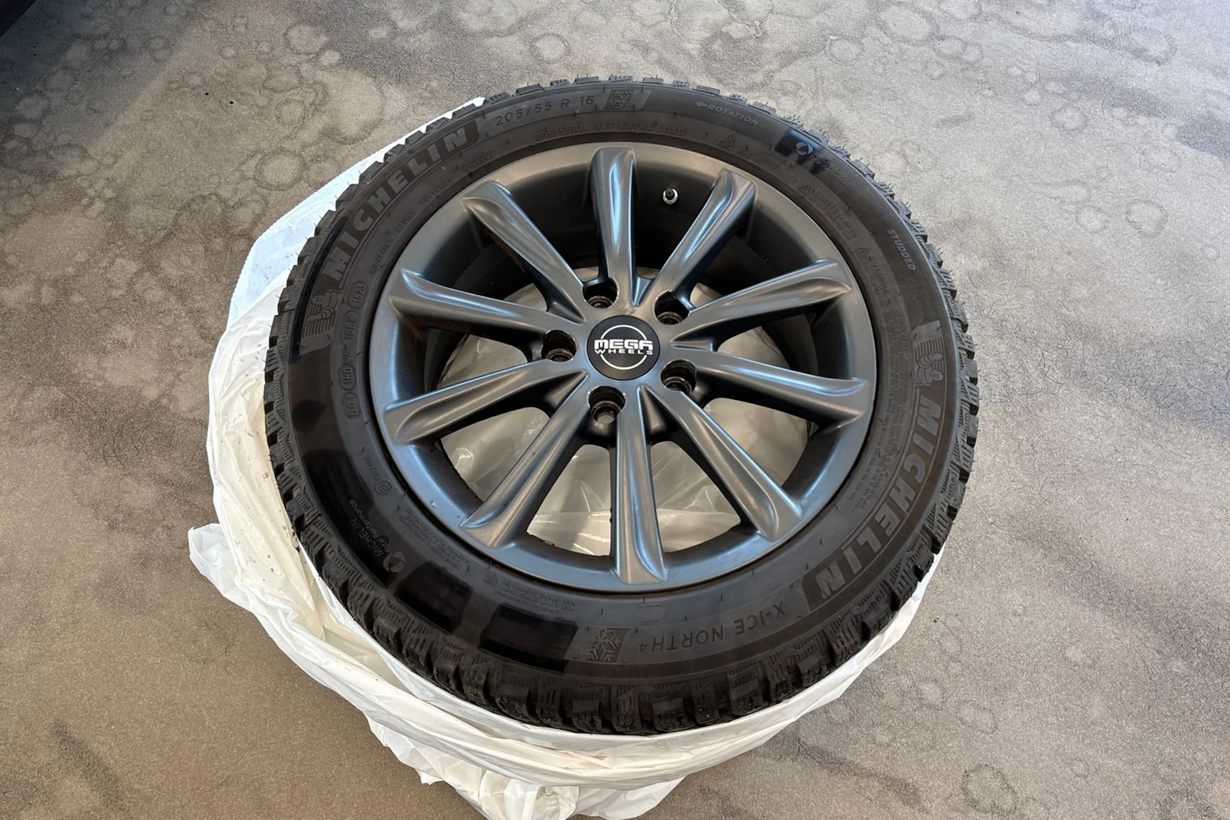 punainen Kia Ceed 2017 kuva 10.