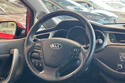 punainen Kia Ceed 2017 kuva 14.