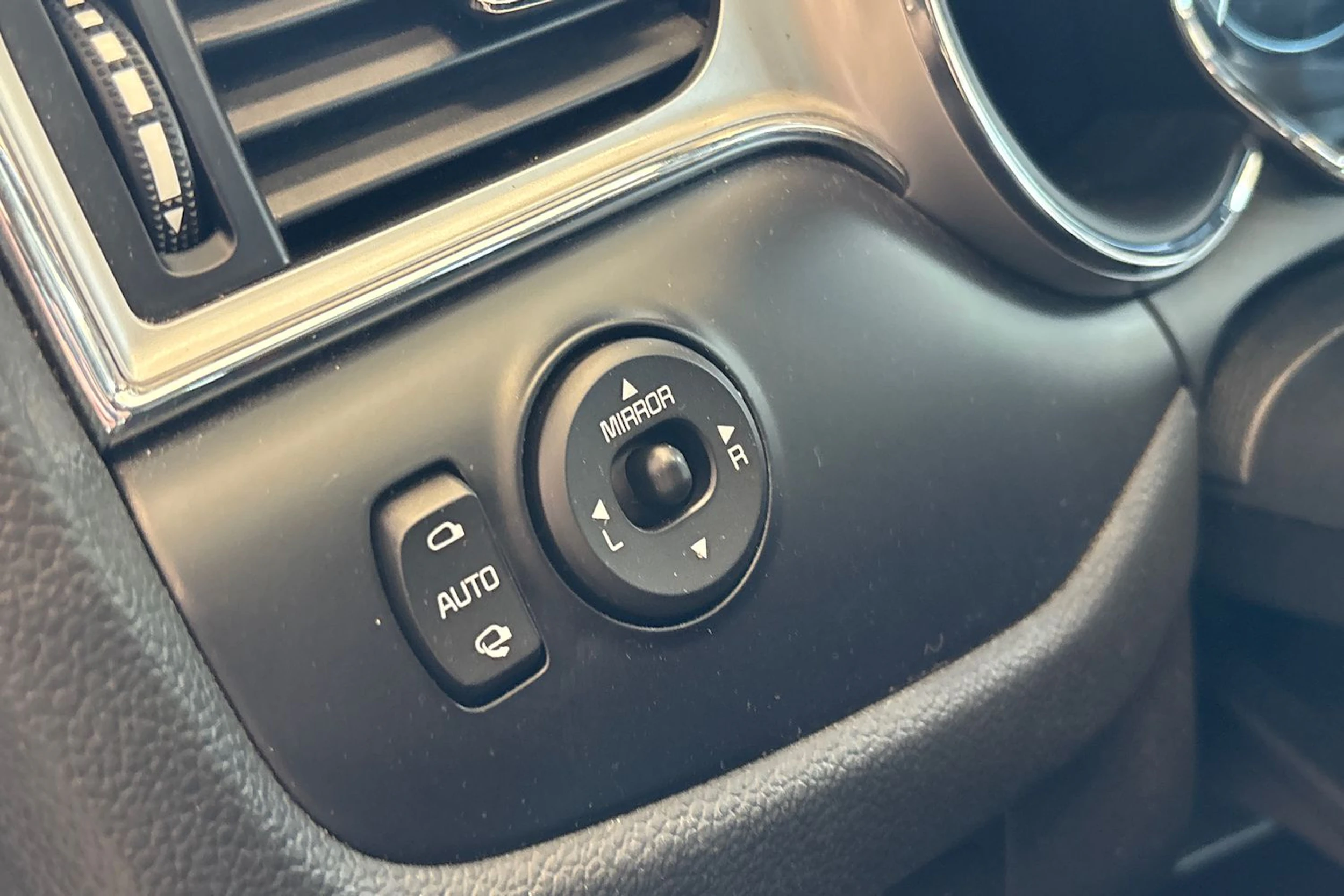 punainen Kia Ceed 2017 kuva 17.