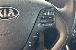 punainen Kia Ceed 2017 kuva 20.