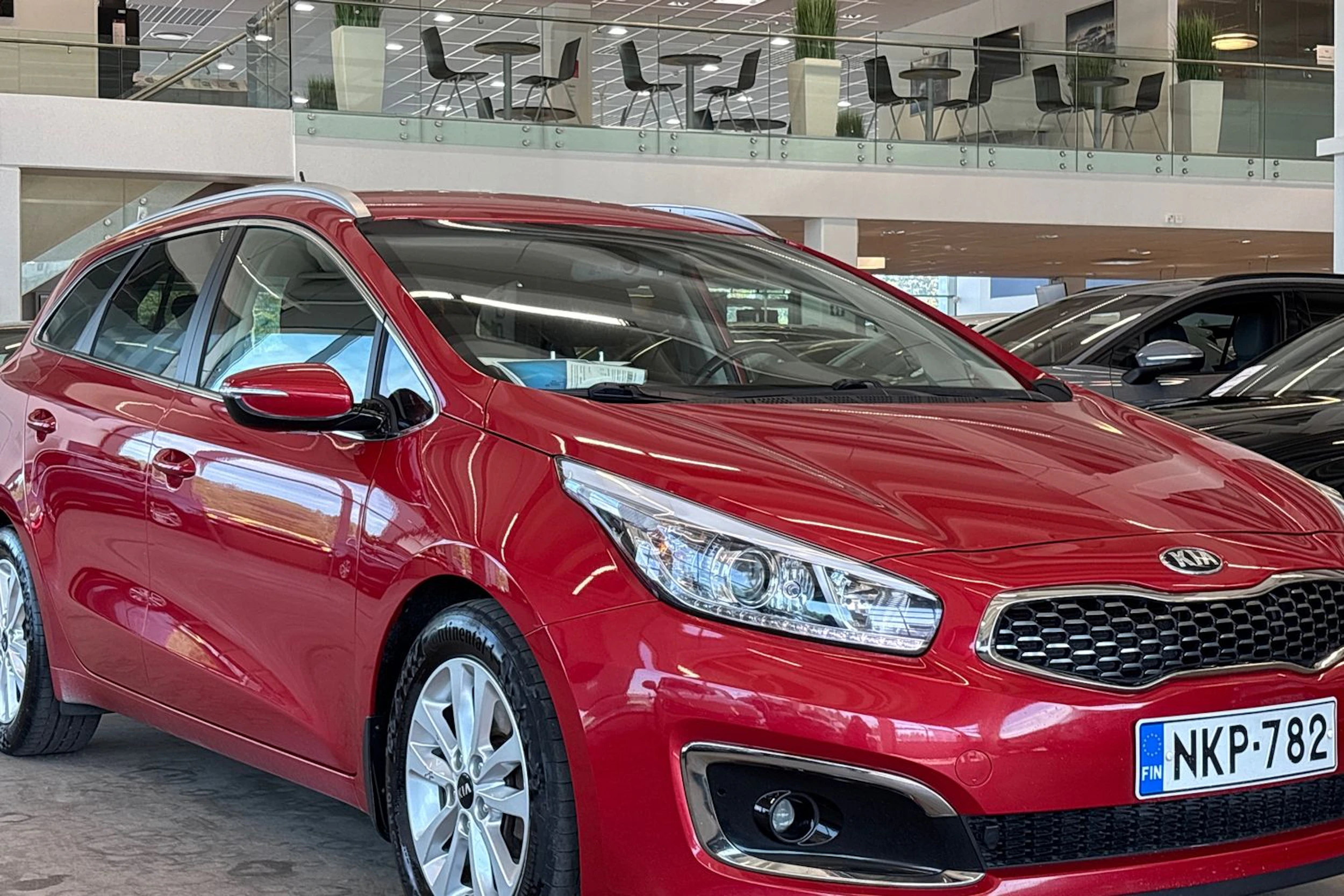 punainen Kia Ceed 2017 kuva 26.