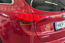 punainen Kia Ceed 2017 kuva 29.
