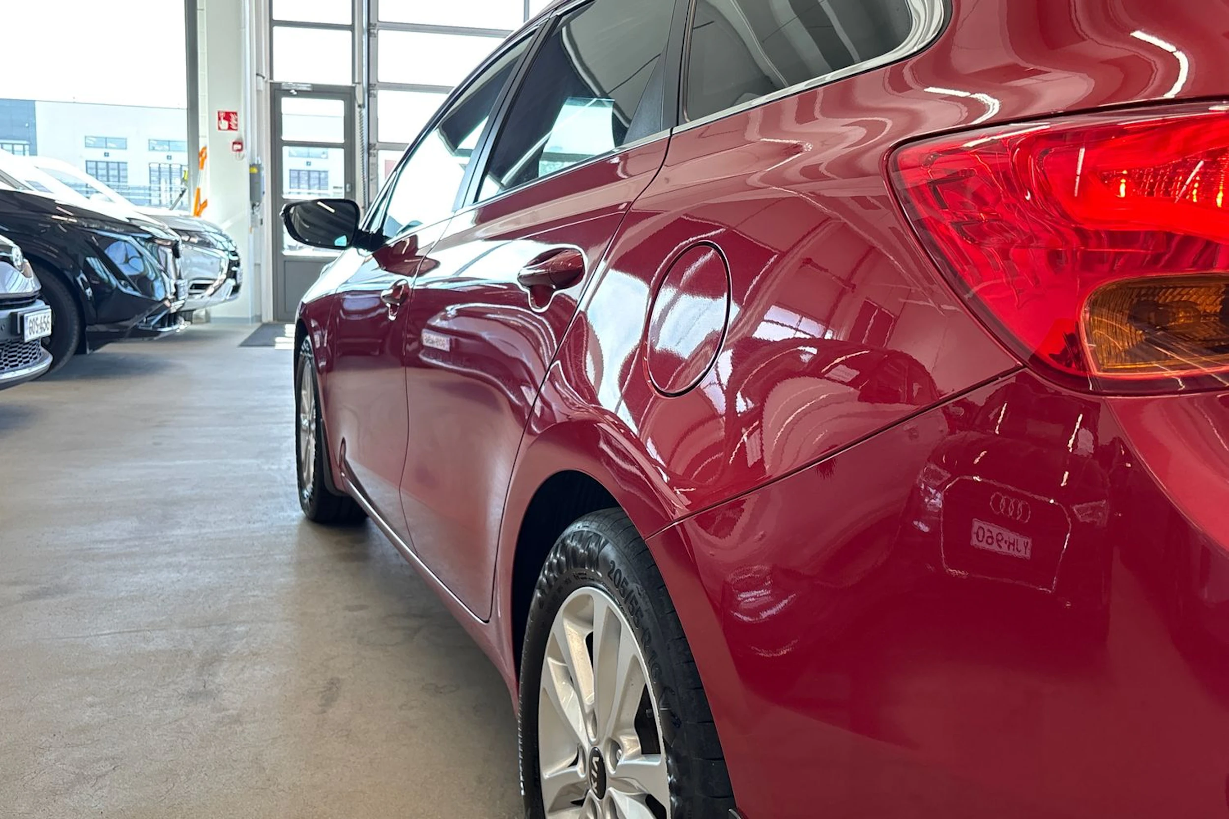 punainen Kia Ceed 2017 kuva 30.