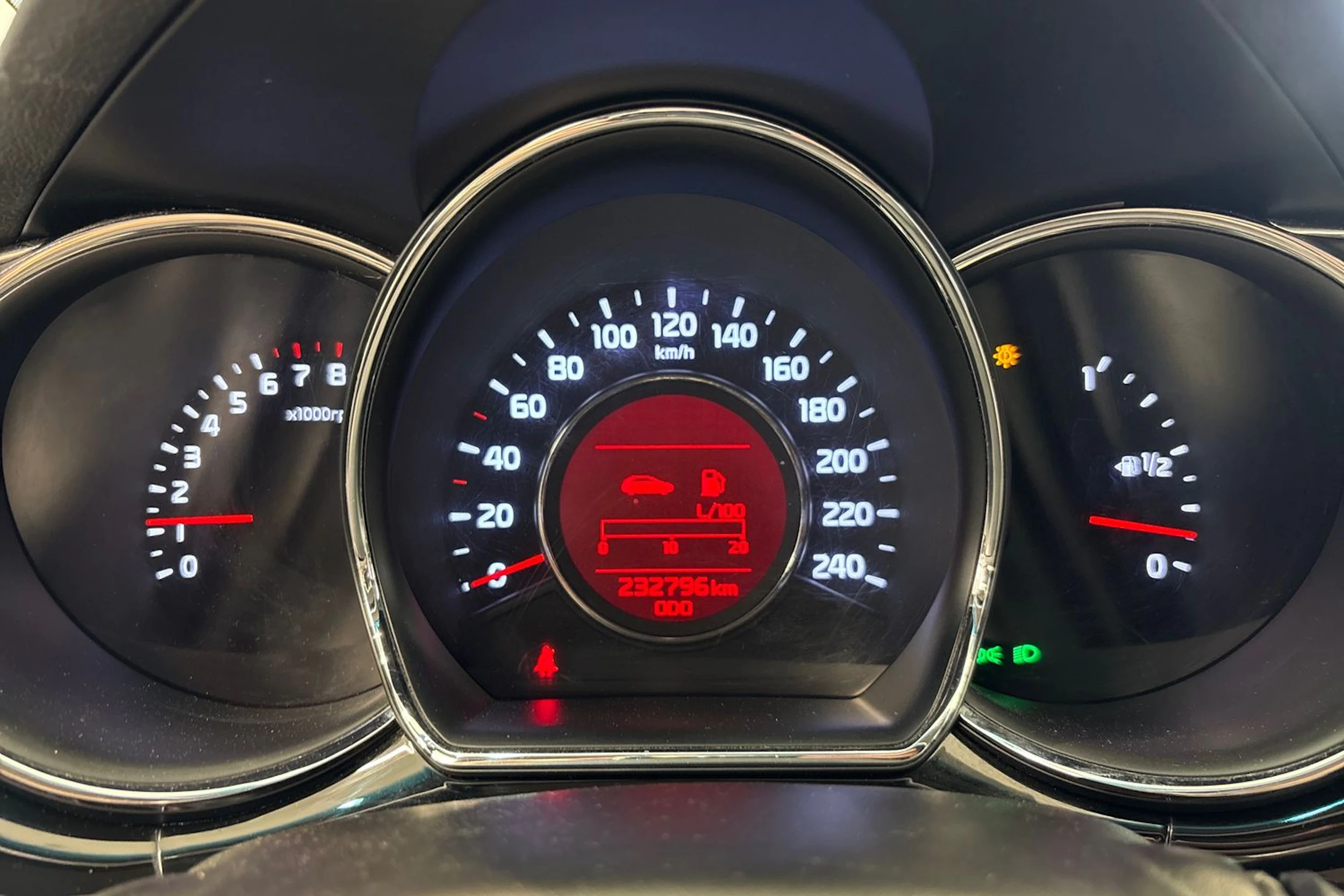 Valkoinen Kia Ceed 2018 kuva 15.