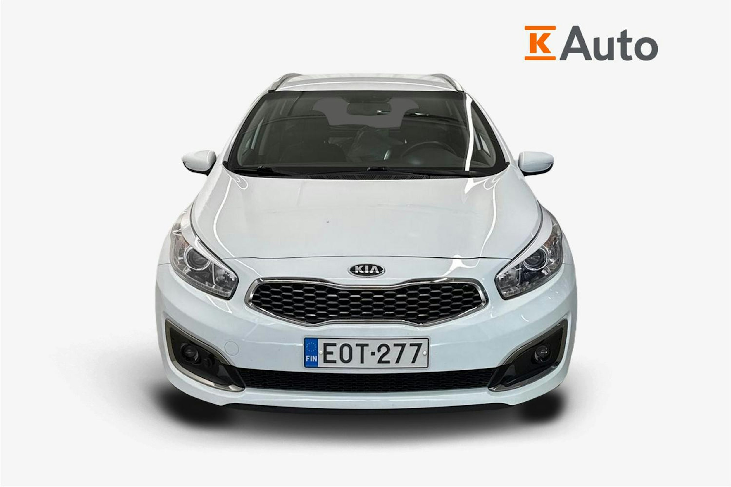 Valkoinen Kia cee'd 2018 kuva 5.