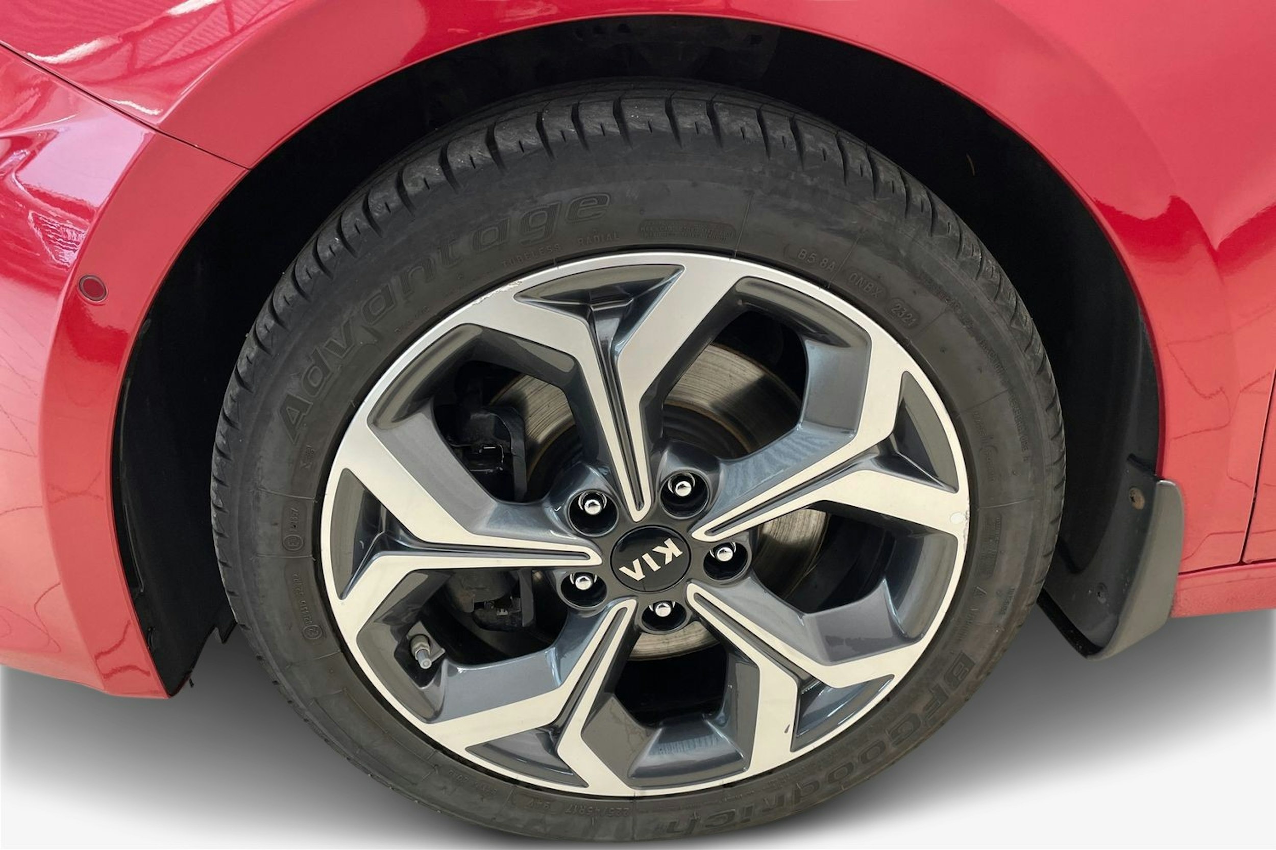 Punainen Kia ceed 2018 kuva 11.