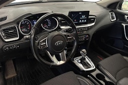 musta Kia Ceed 2018 kuva 6.