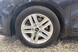 musta Kia Ceed 2018 kuva 29.