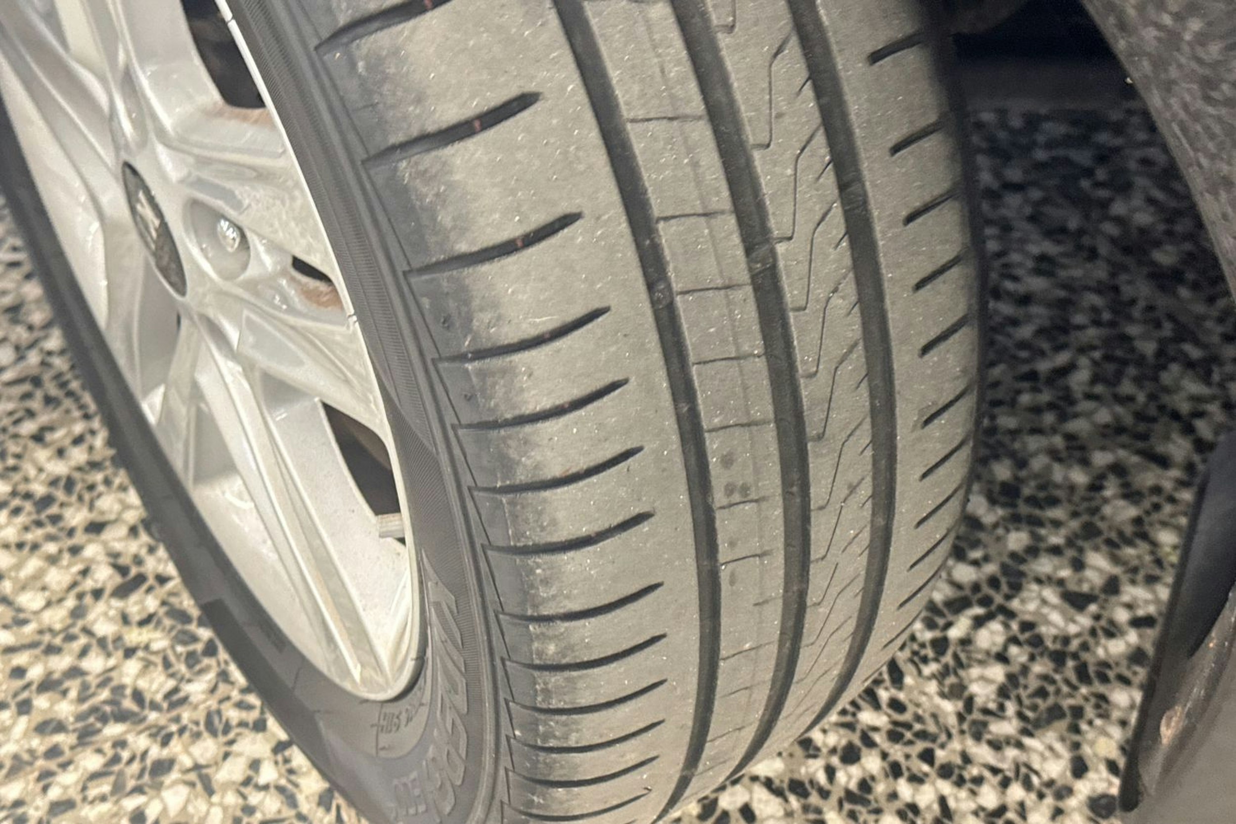 musta Kia Ceed 2018 kuva 30.