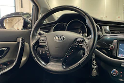 sininen Kia Ceed 2018 kuva 12.