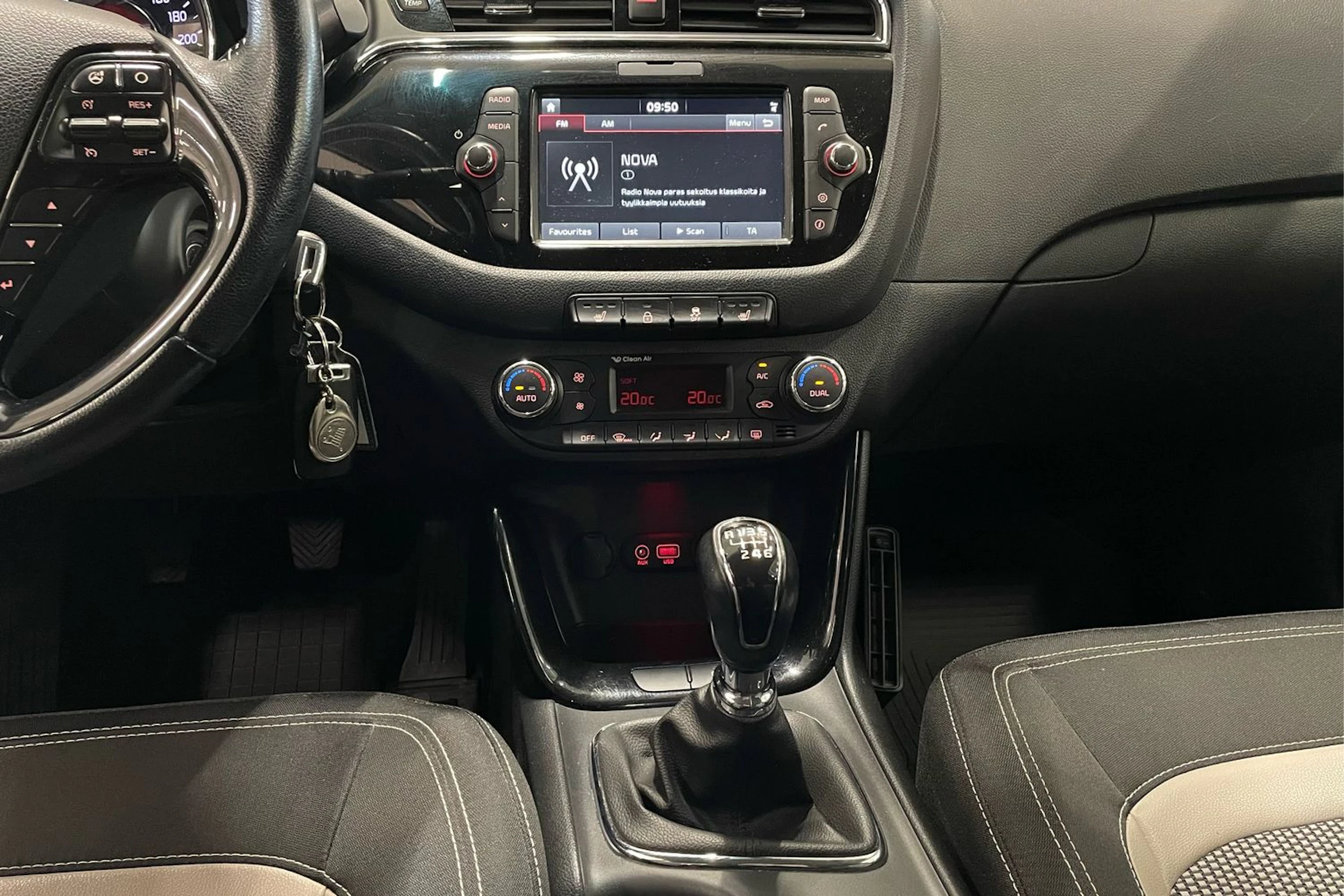 sininen Kia Ceed 2018 kuva 16.