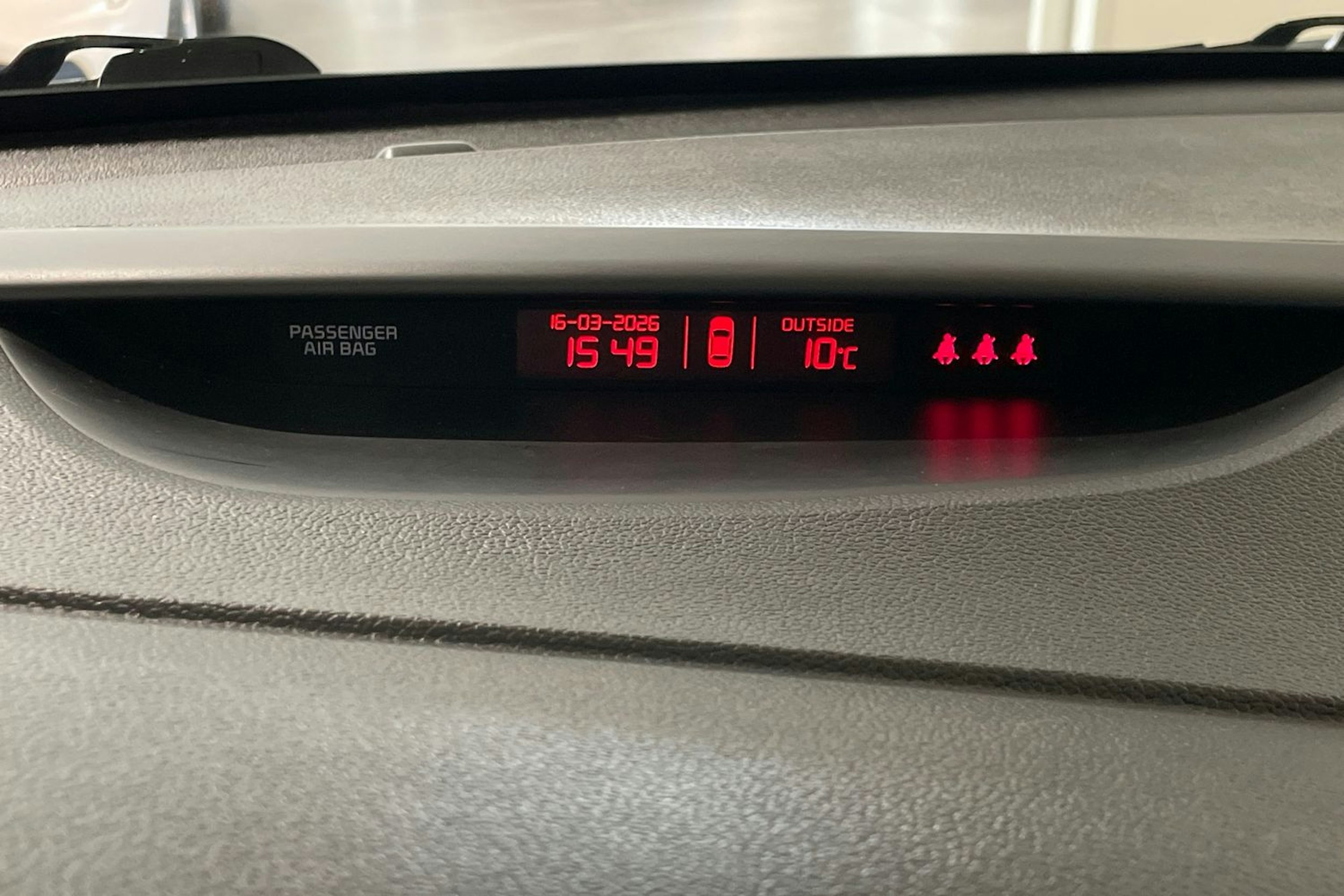 Musta Kia cee'd 2018 kuva 21.