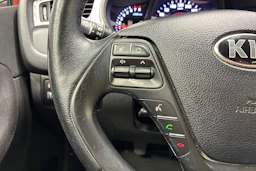 punainen Kia Ceed 2018 kuva 13.