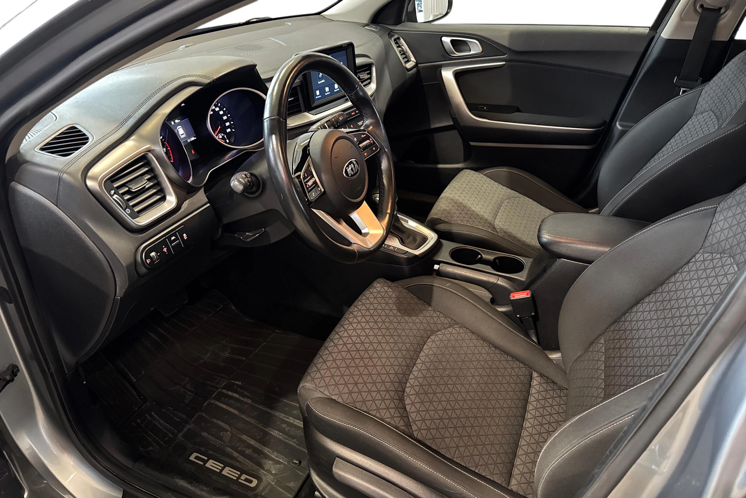 hopea Kia Ceed 2019 kuva 8.