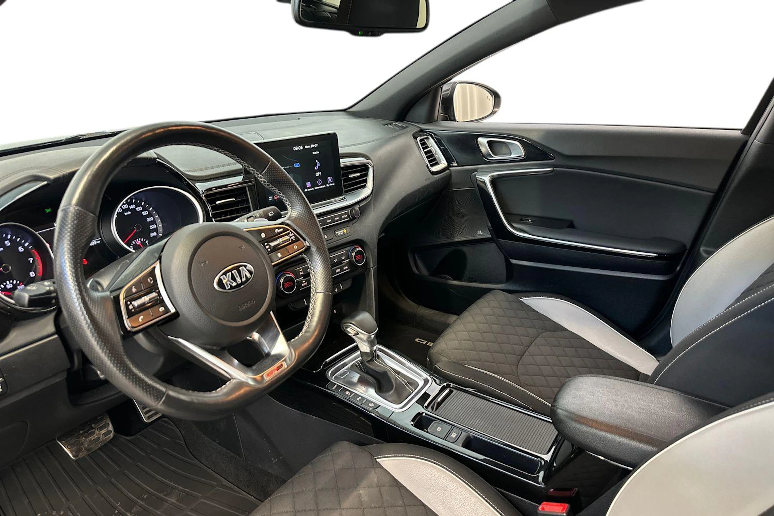 harmaa Kia Ceed 2019 kuva 6.