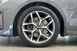 harmaa Kia Ceed 2019 kuva 28.