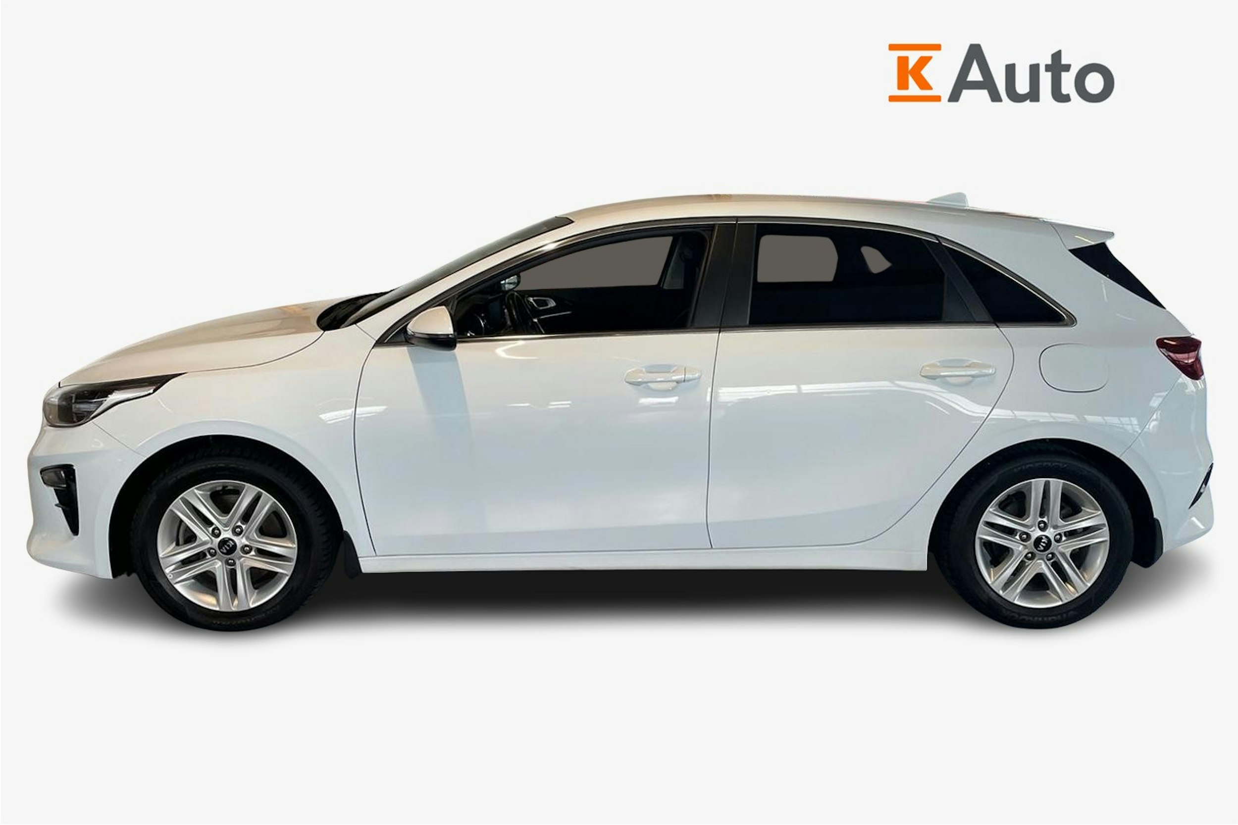 valkoinen Kia Ceed 2019 kuva 6.