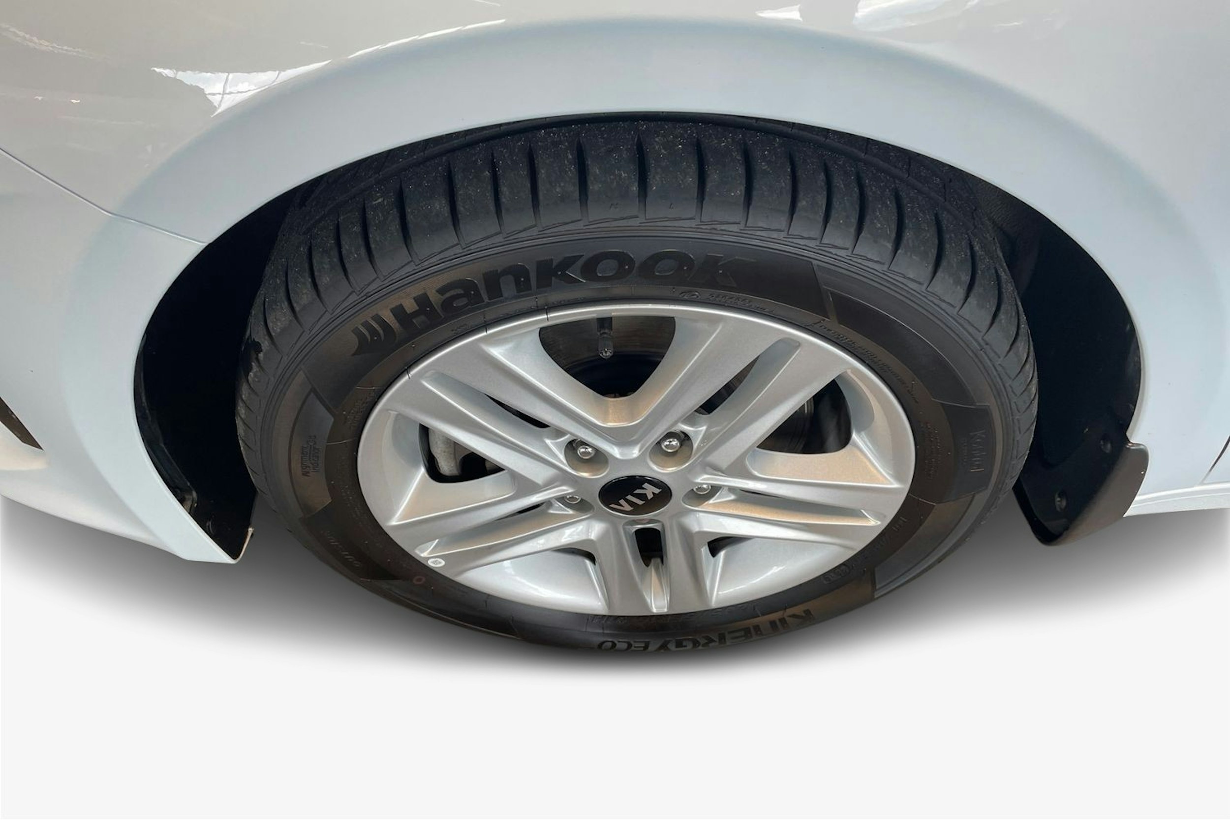 valkoinen Kia Ceed 2019 kuva 11.