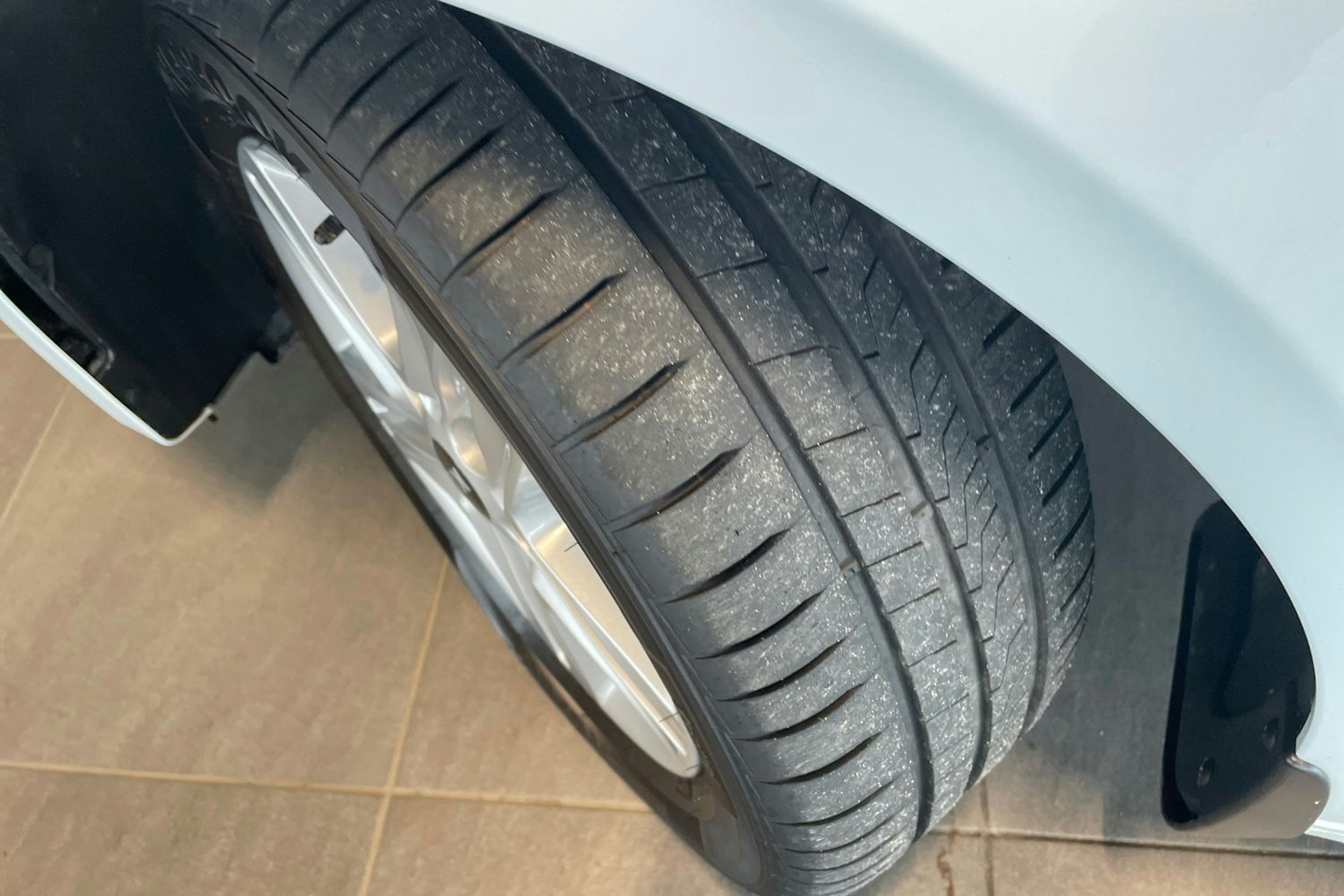valkoinen Kia Ceed 2019 kuva 13.