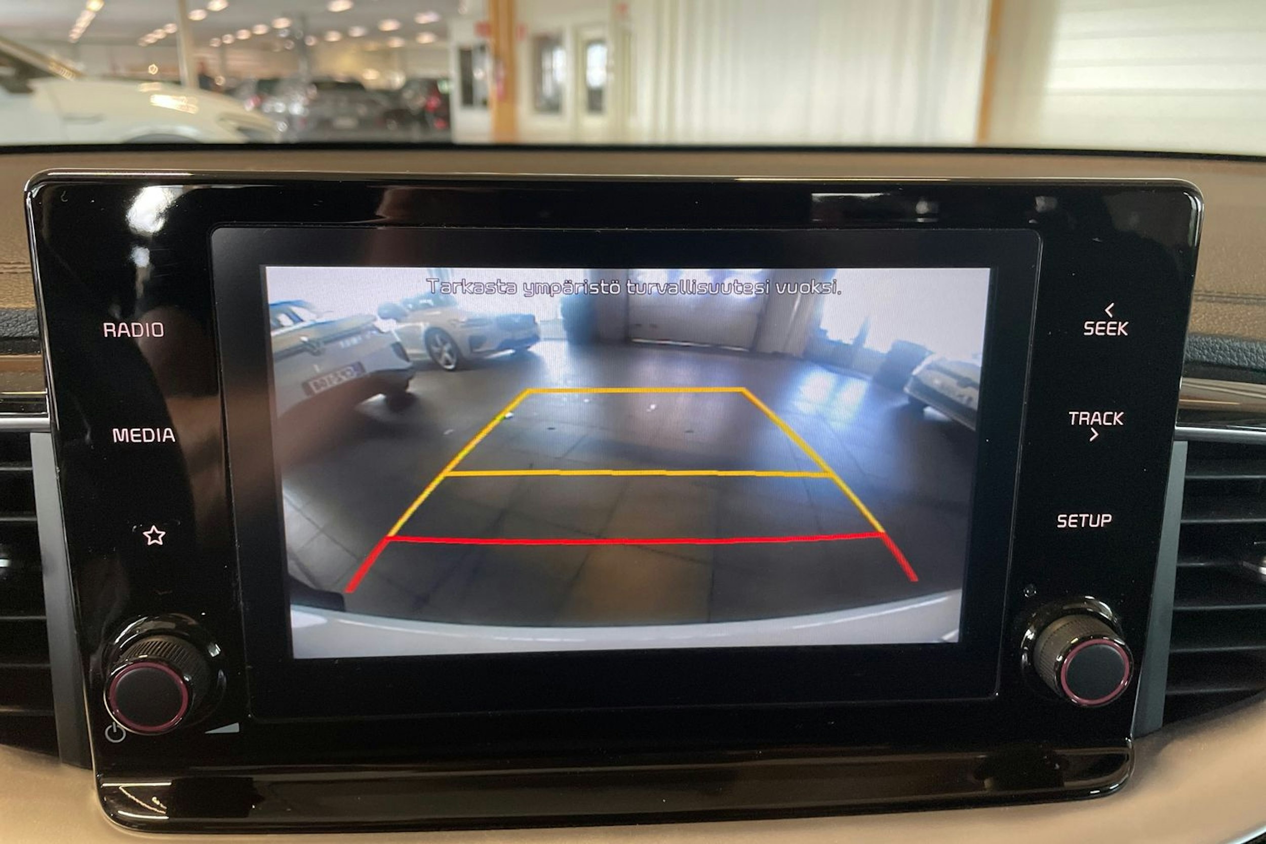 valkoinen Kia Ceed 2019 kuva 15.