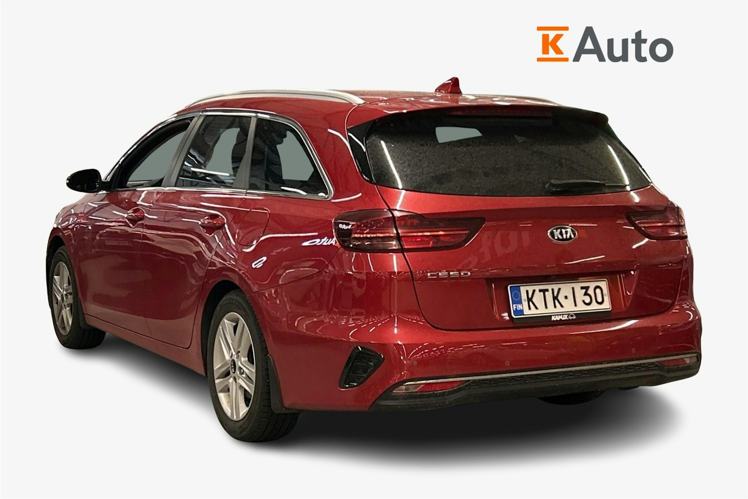 punainen Kia Ceed 2019 kuva 2.