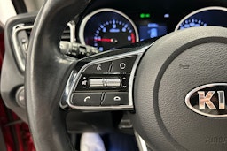 punainen Kia Ceed 2019 kuva 21.