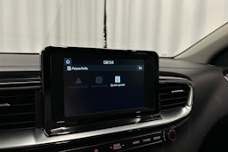 punainen Kia Ceed 2019 kuva 23.