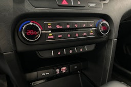 punainen Kia Ceed 2019 kuva 25.
