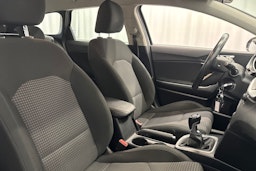 valkoinen Kia Ceed 2019 kuva 11.