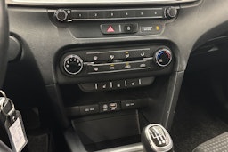 valkoinen Kia Ceed 2019 kuva 20.