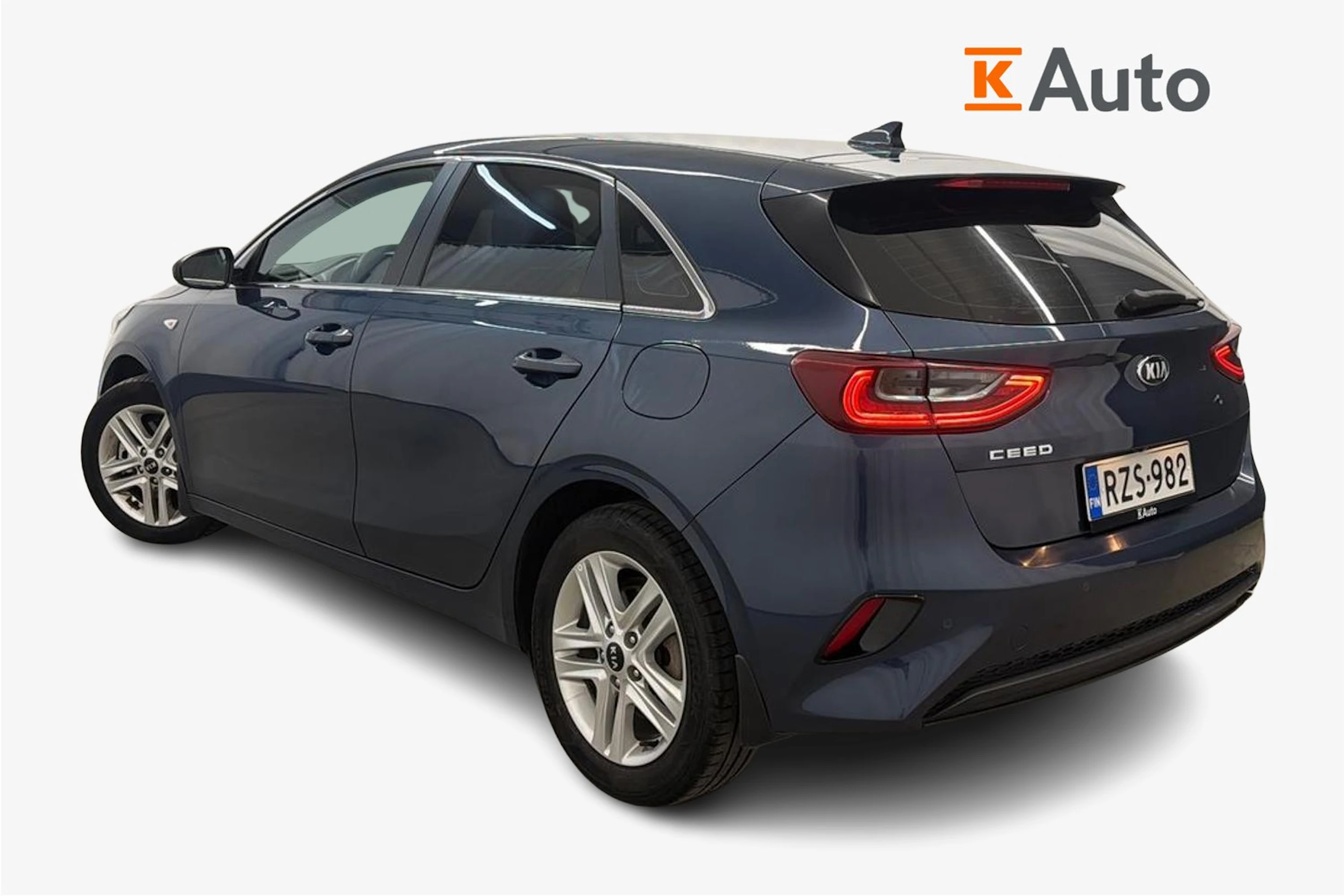 Sininen Kia Ceed 2020 kuva 2.